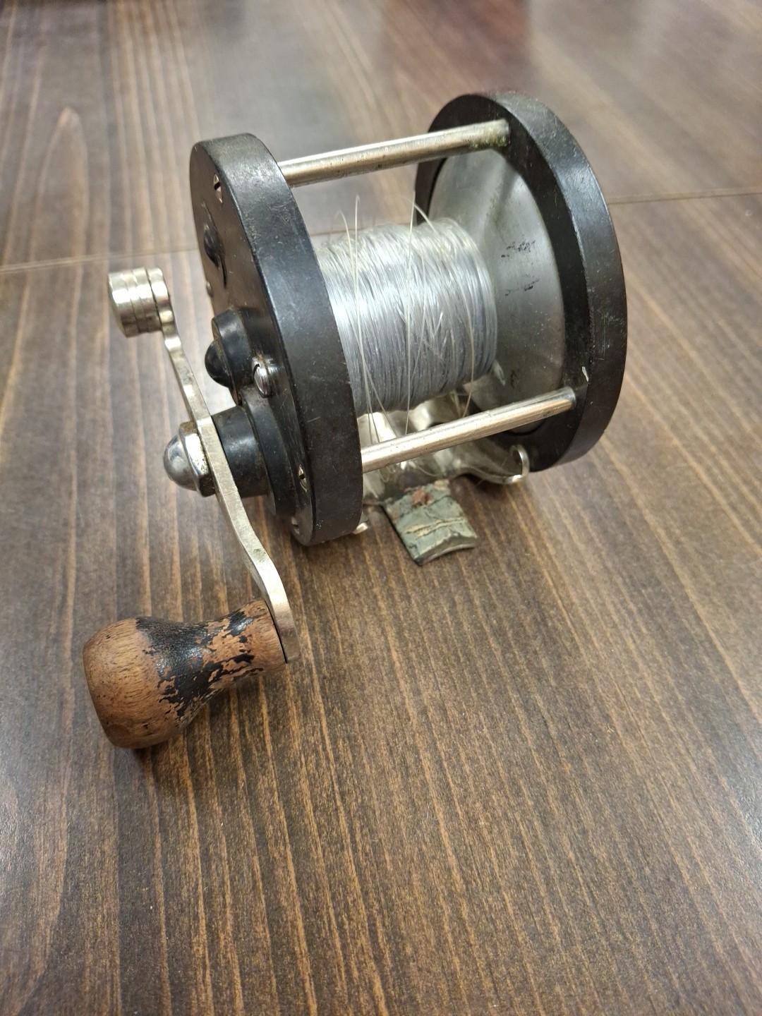 Vintage Bronson Jolly Roger 250 yards  Fishing Reel