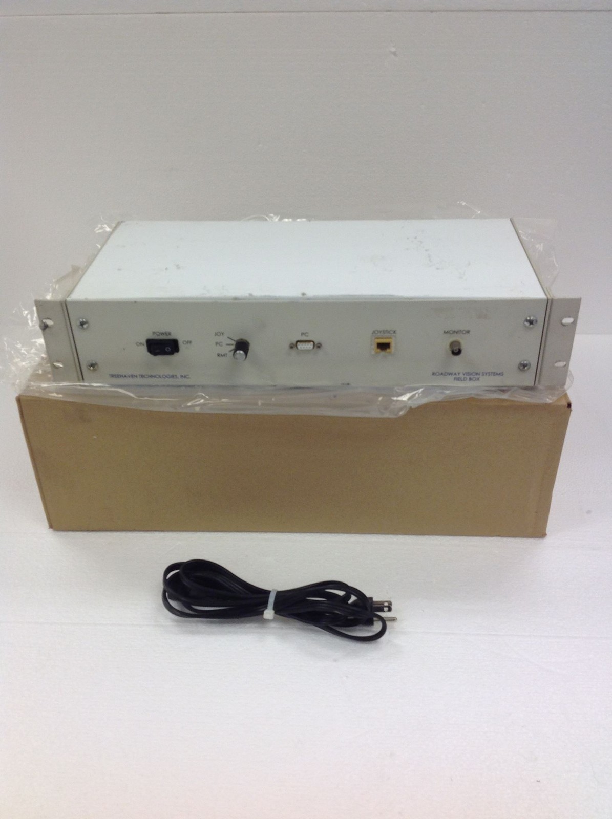 TREEHAVE TECHNOLOGIES RVSFB120RL Remote Diagnostics Rack Mount WORKS QTY