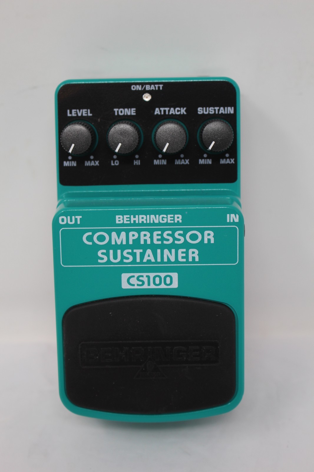Behringer CS100 Compressor Sustainer Guitar Effects Pedal