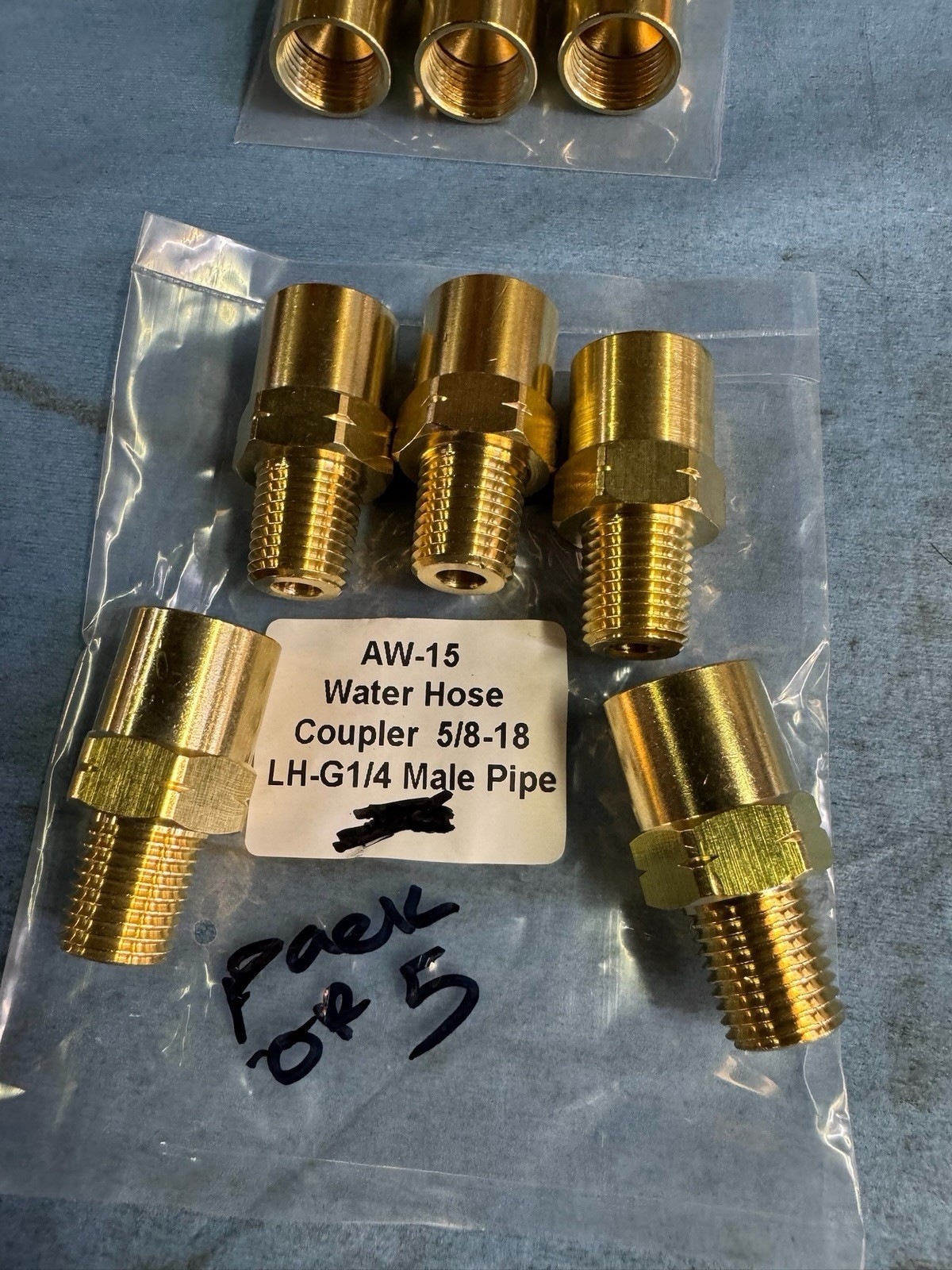 # AW-15 Hose Coupler 5/8 X 18 LH 1/4 NP Western  FittingsNew old Stock Pack Of 5