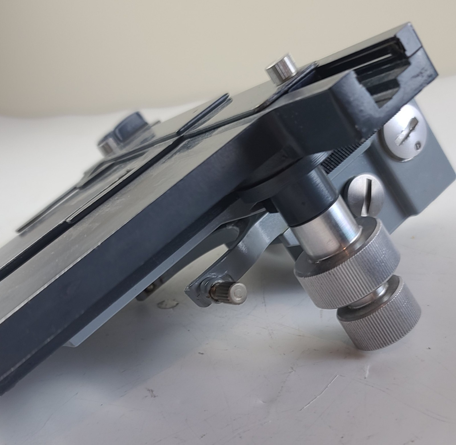 American Optical 1062 Mechanical Stage