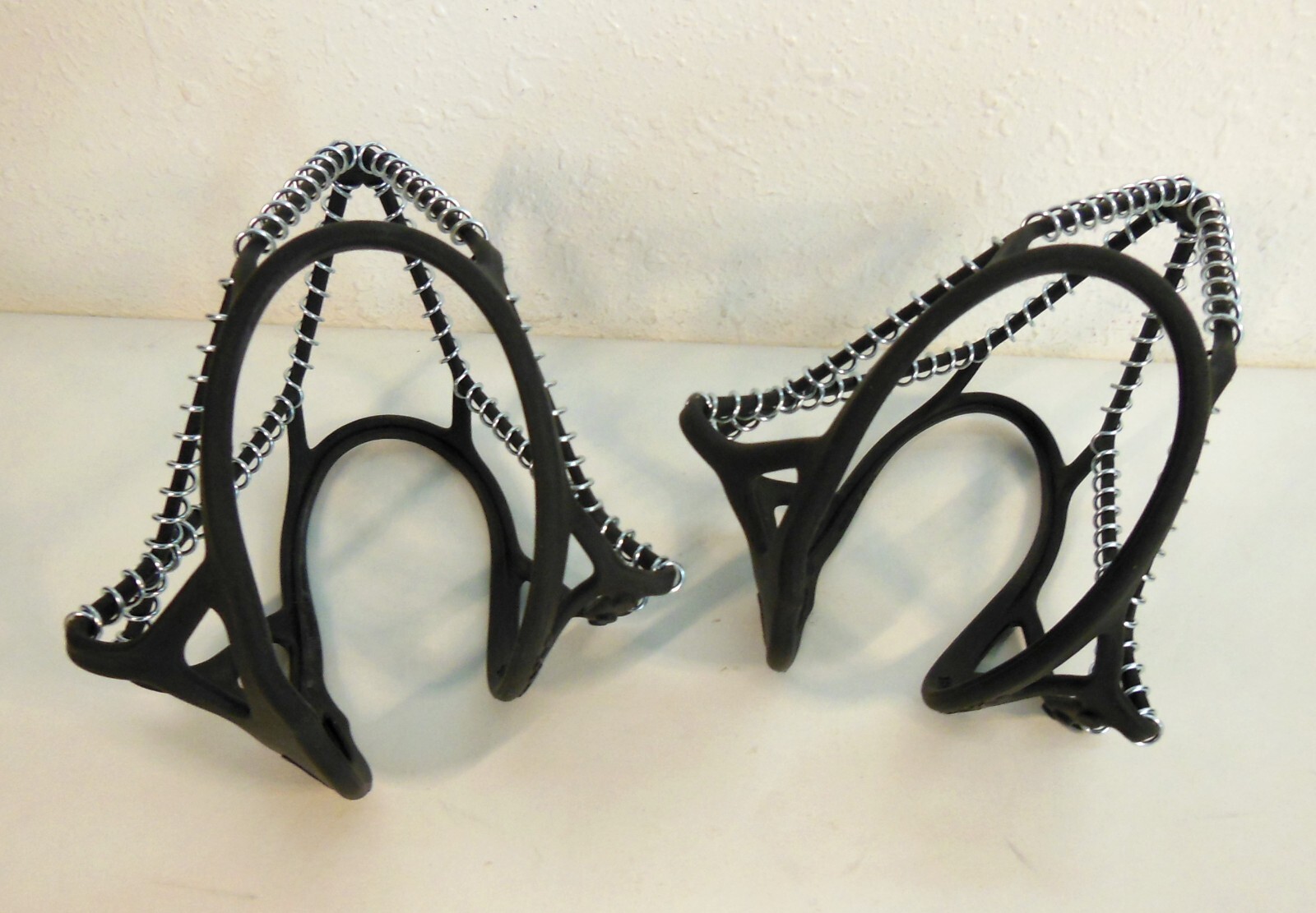 Original YAKTRAX Winter Trax Traction Snow and Ice Walking Hiking, Very Nice