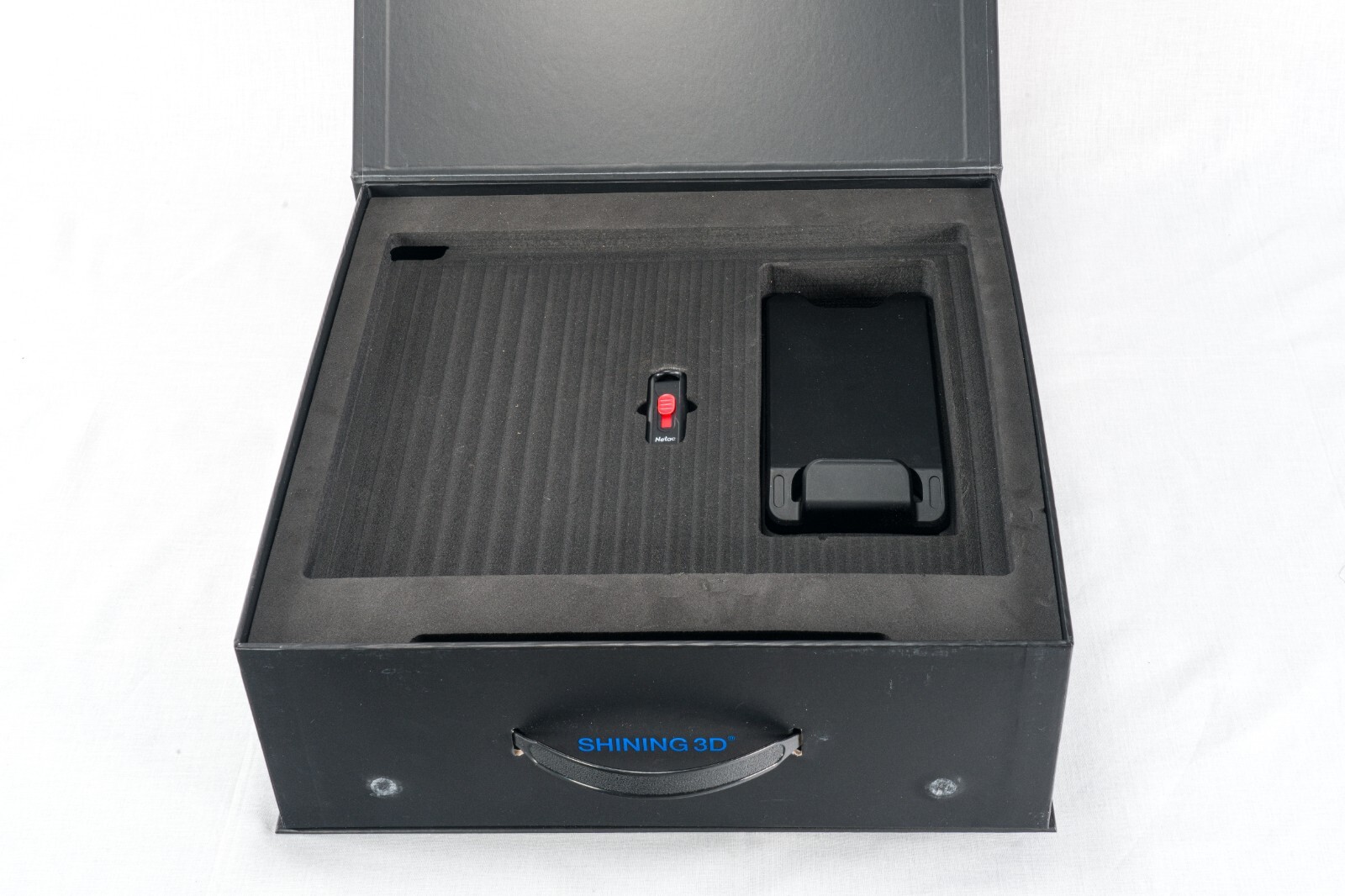 Shining3D EinScan Pro 2X PLUS HD Handheld 3D Scanner + Industrial Pack