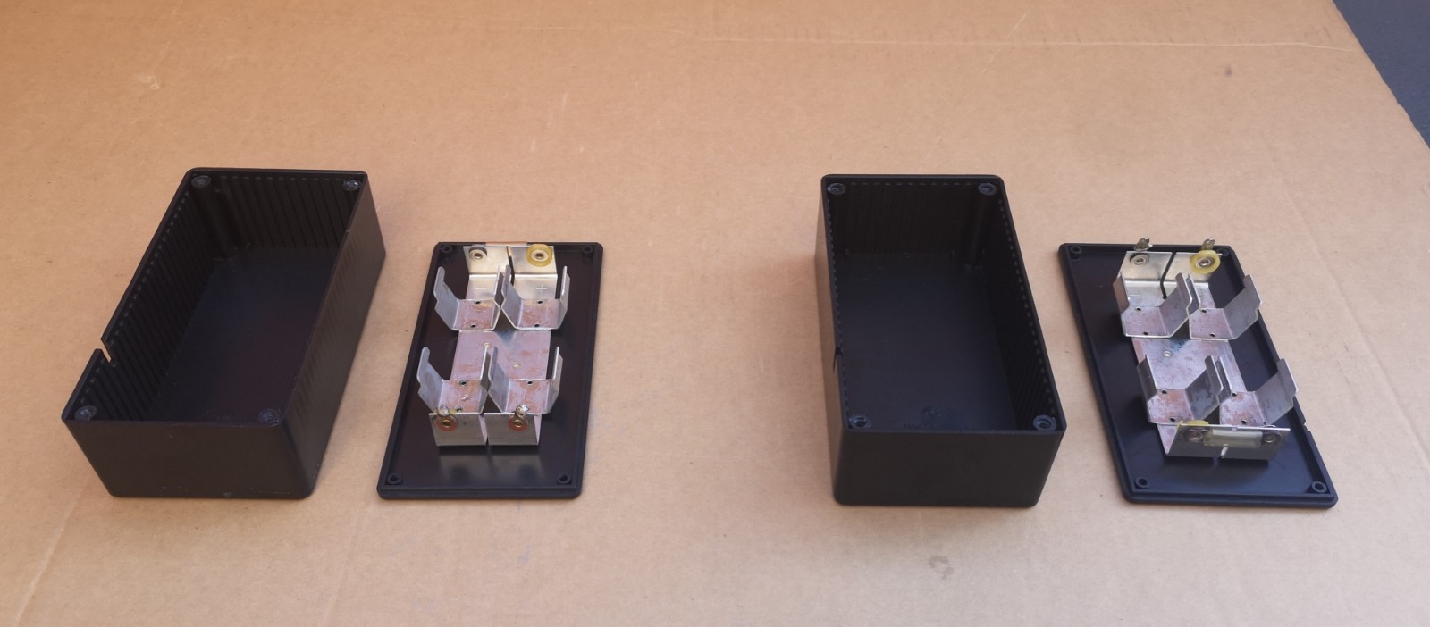 2 Hammond 6" x 3" x 2" 1591-D Project Boxes w/Removable 4x"C" Battery Holders LA