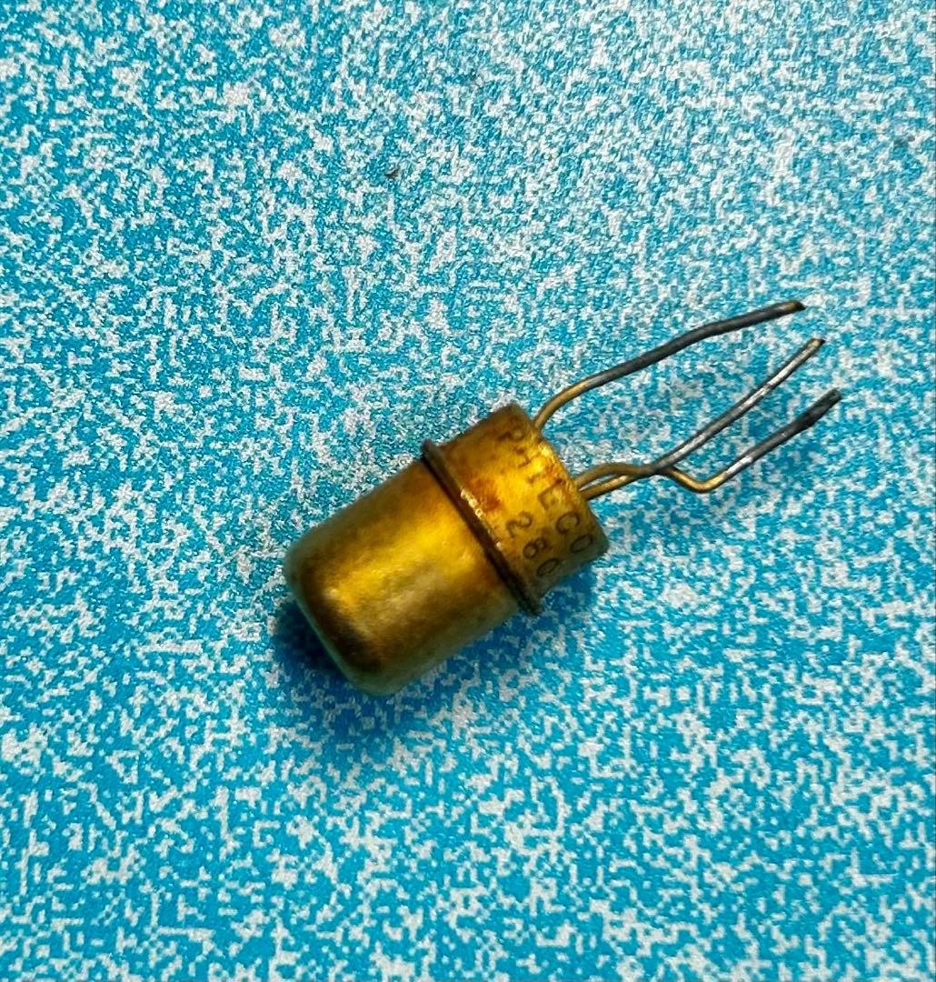 Rare PHILCO 2N226 PNP Ge Transistor Set of 7