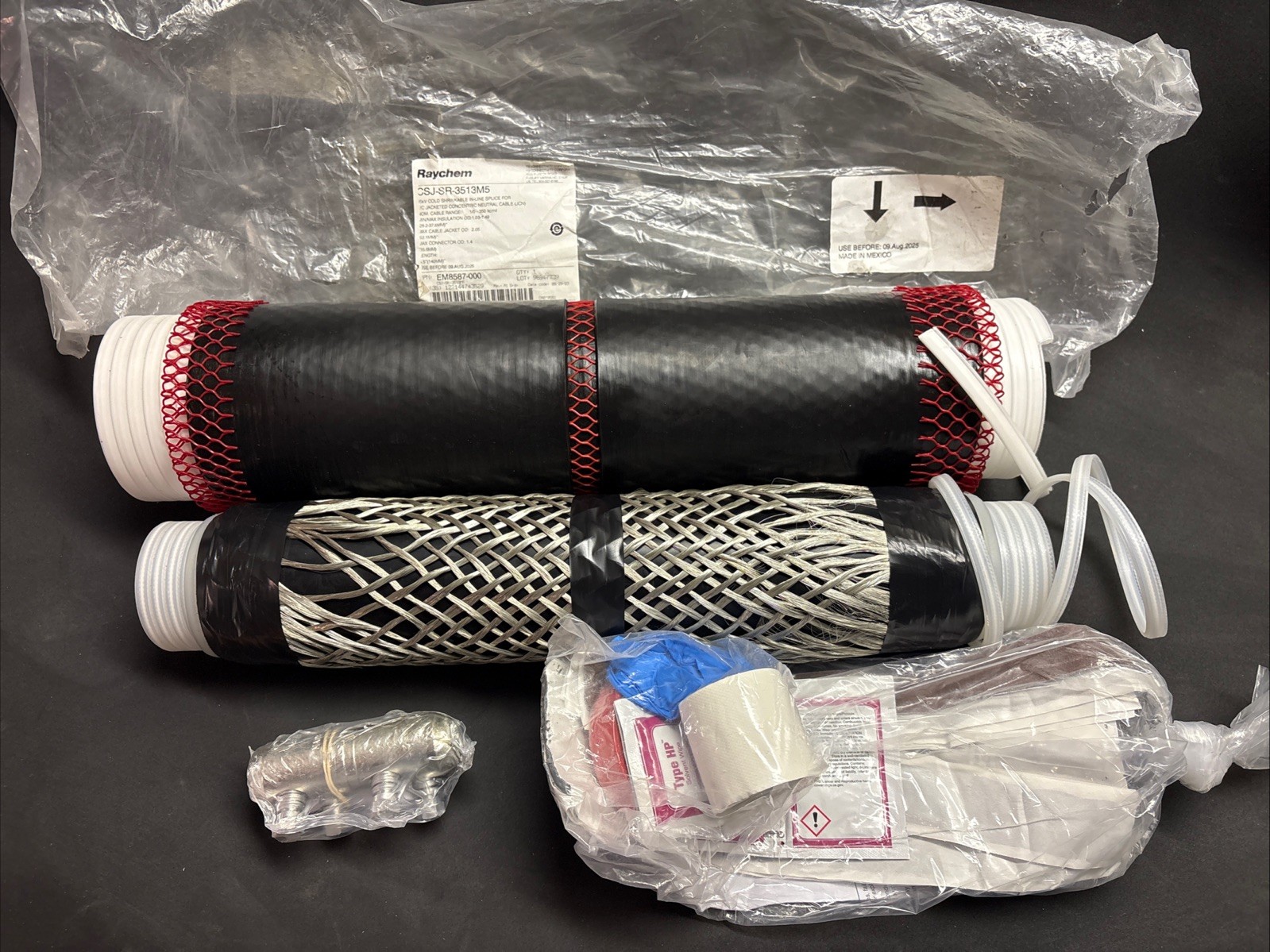 Raychem  CSJ-SR-3513M5 Splice Kit W/ Fittings-,New In Box- August 25 Expiration