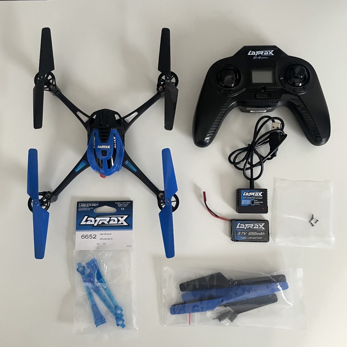 Parts / Repair Blue Traxxas LaTrax Alias Quadcopter Drone w/ Remote & Extras