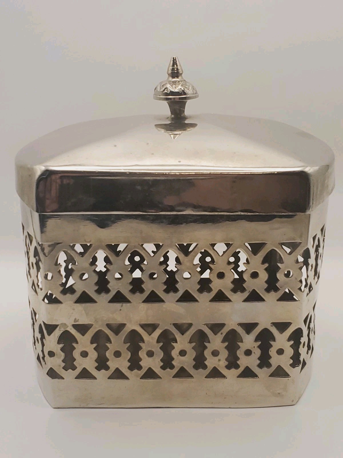 Vtg Silver Plate Incense Tea Cricket Century Box Has Built In Spoon Stamped "A"