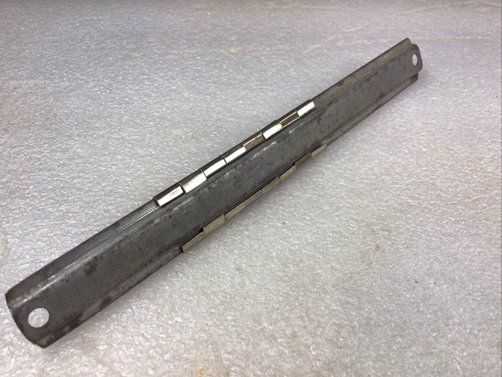 Snap On Tools#A265 - 7-1/2” Long, Socket Rail, With -(8) - 3/8” Clips, Nice-USA-