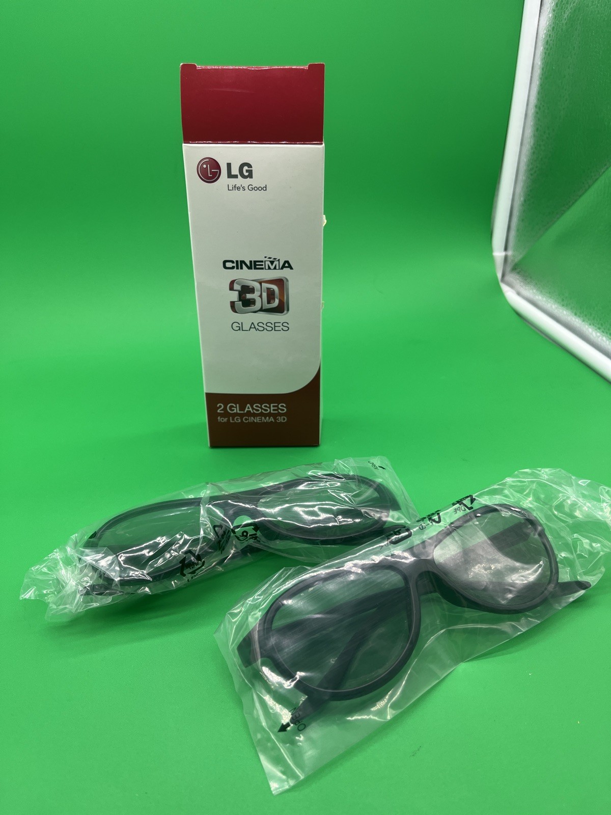 LG AG-F310 Cinema 3D Glasses - Black