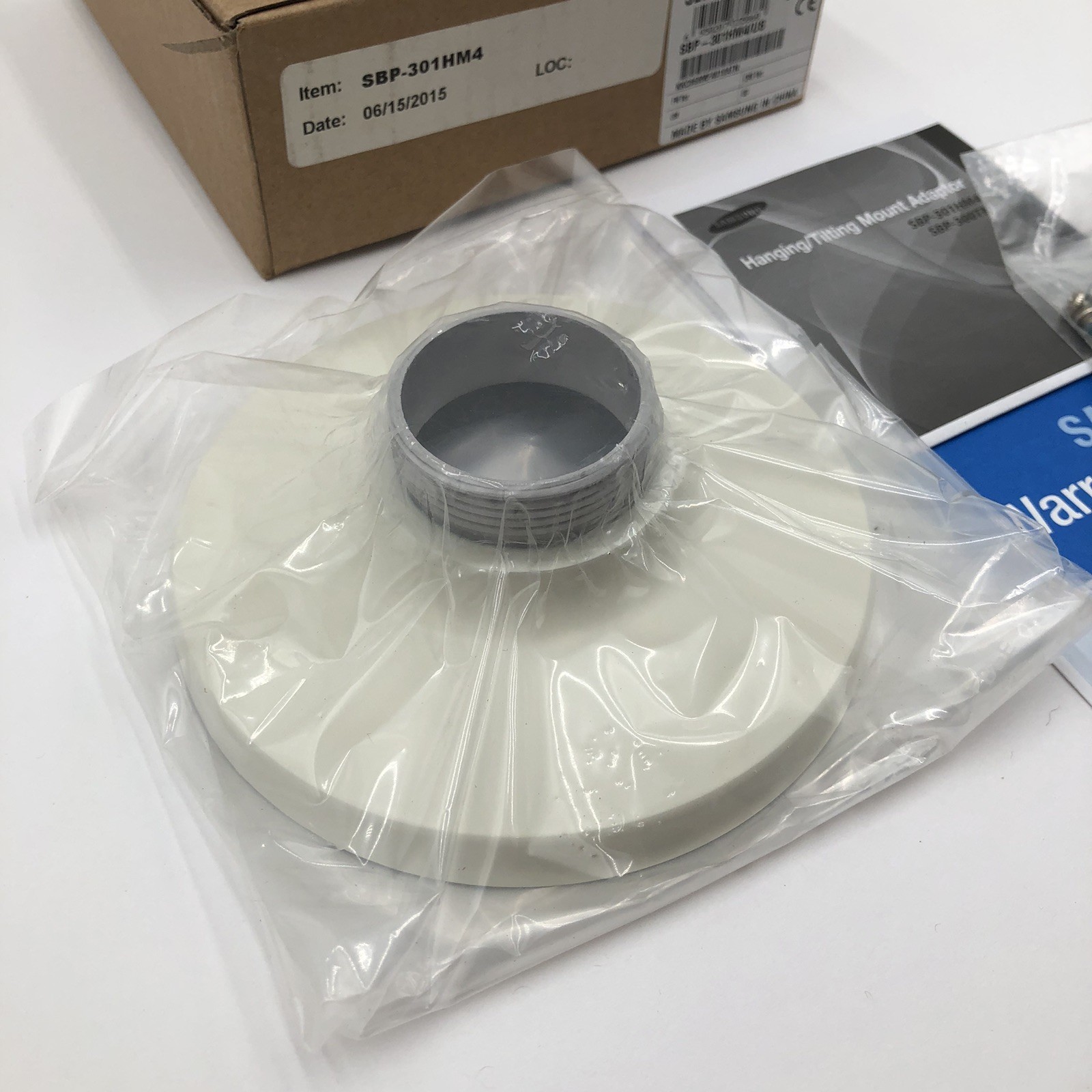 Samsung Ivory Hanging Camera Mount Adaptor SBP-301HM4 Hanwha Techwin Mount