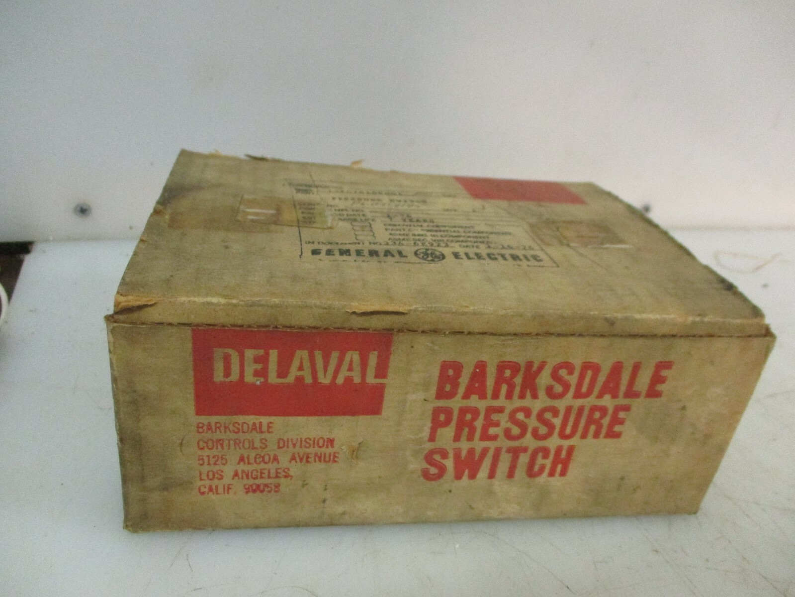 NEW BARKSDALE PRESSURE ACTUATED SWITCH B1T-GH32SS