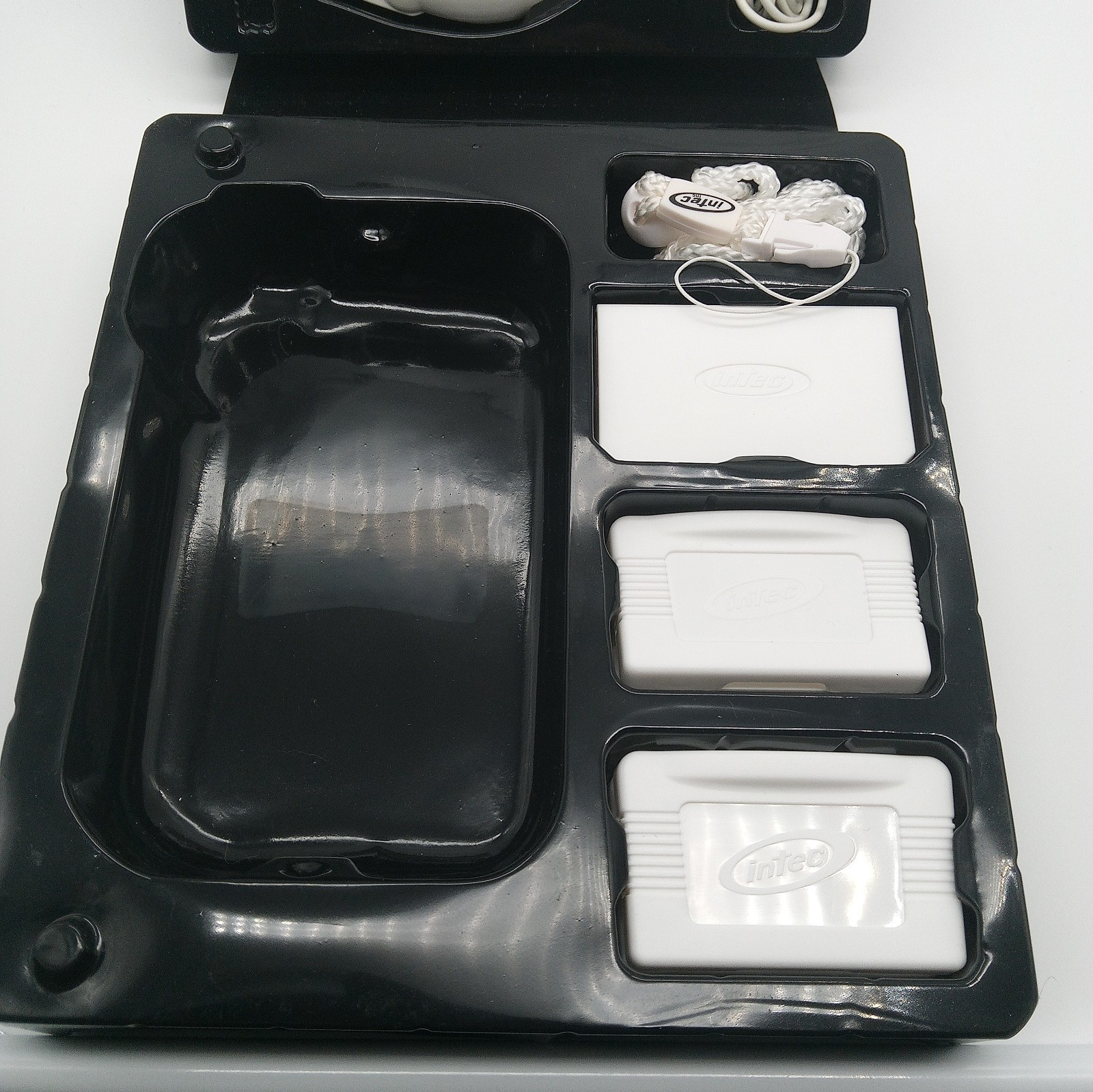 Intec Nintendo DS Lite 18 In 1 Starter Kit Missing Items READ
