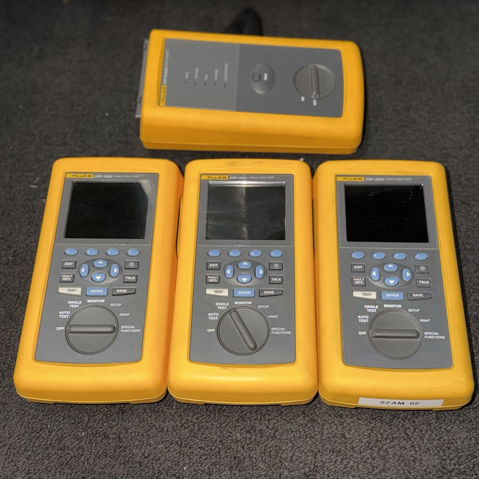 Lot Of 4Fluke Networks DSP-4000 Cable Analyzer + DSP-4100SR Remote - Parts