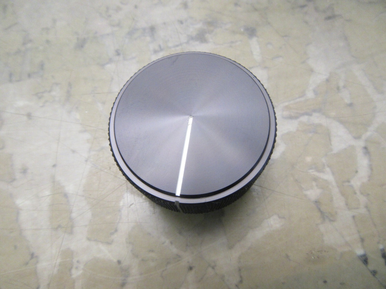 qty 1 hughes aircraft 39mm metal knob kd-90423F 19207-12294041 [5*F-12]