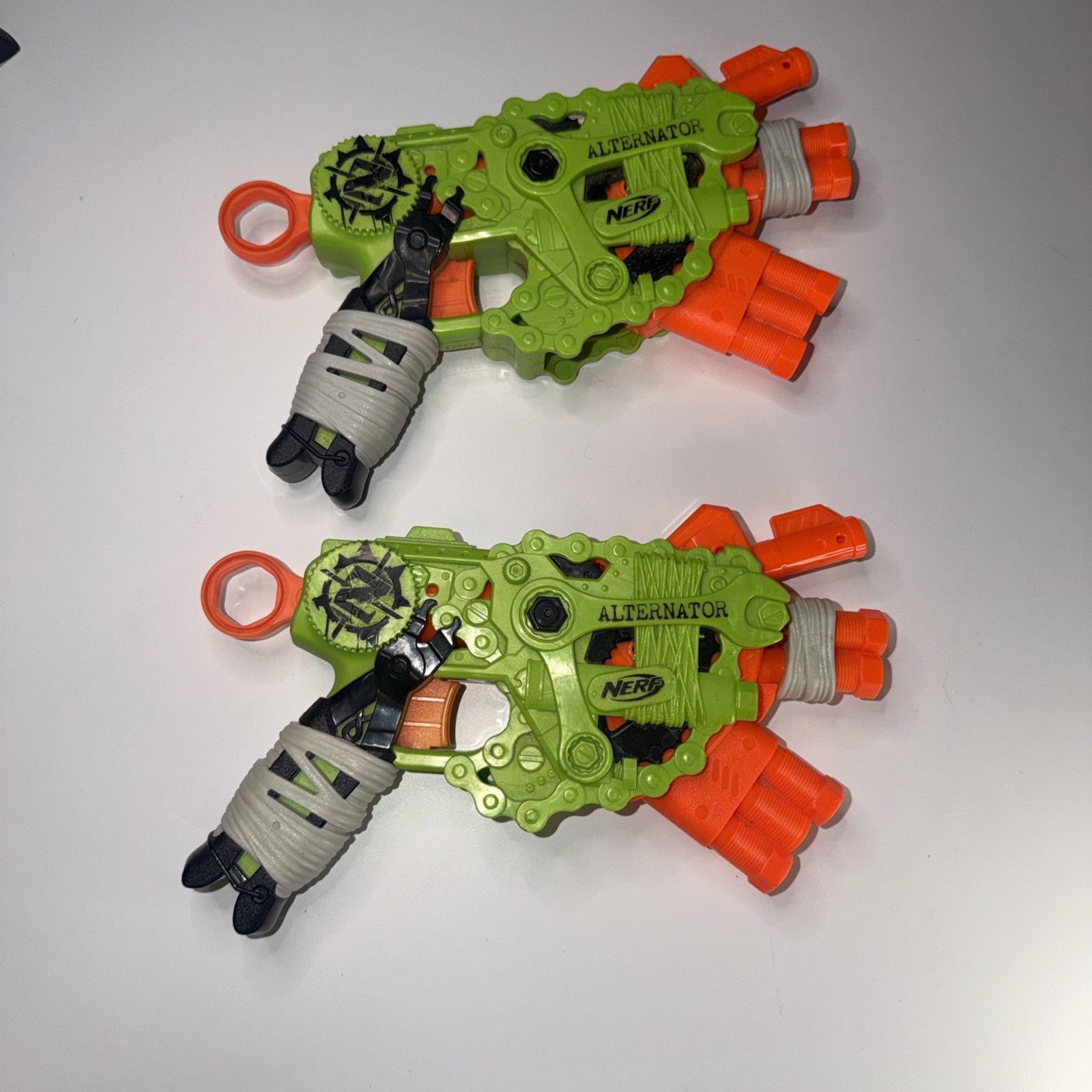 Set of 2 Nerf Zombie Strike Alternator Blaster Hasbro Fires 3 Ways NO DARTS