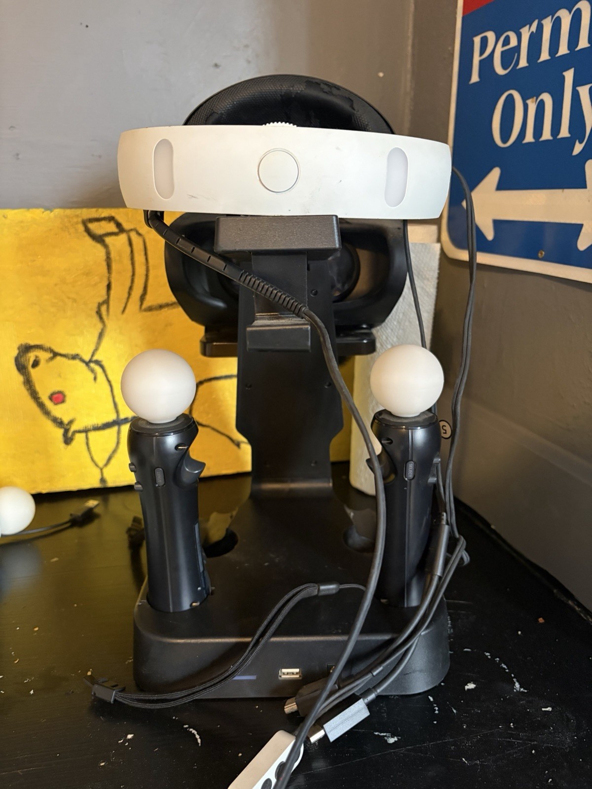 Sony PlayStation VR Headset White/Black 120Hz USB-C w/ Sense Controller Cables