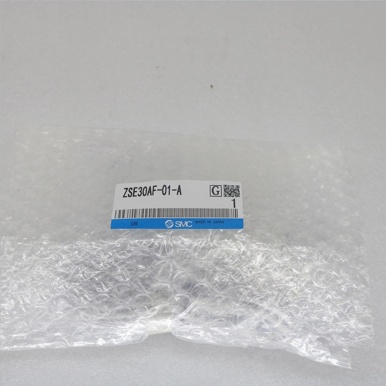 1PC NEW FOR SMC ZSE30AF-01-A Pressure Switch FREE SHIPPING Free delivery