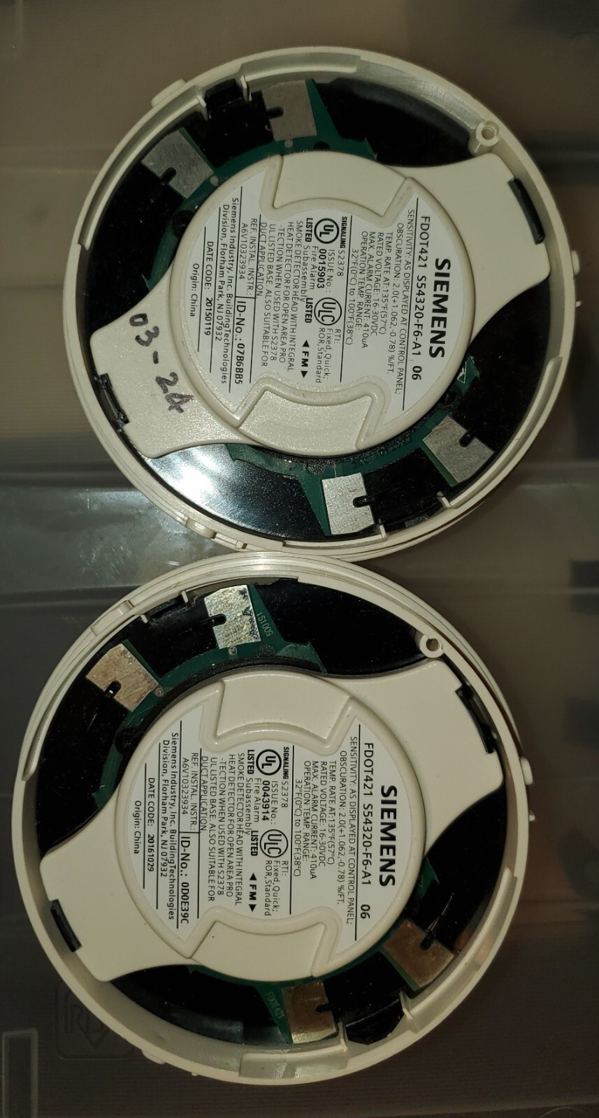 FDOT421 MULTI-SENSOR SMOKE DETECTOR S54320-F6-A1 (USED)