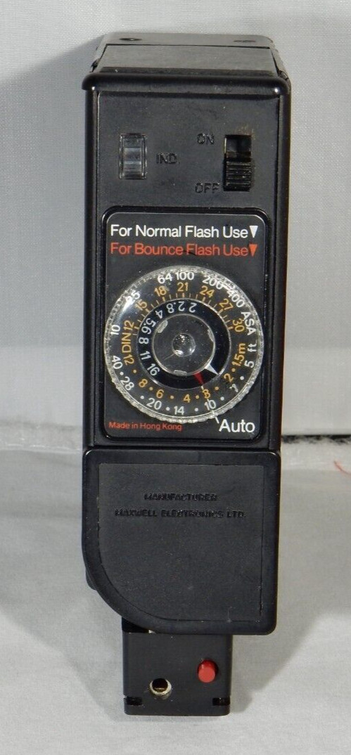 JC PENNEY Vintage AUTOMATIC ELECTRONIC BOUNCE STROBE Flash