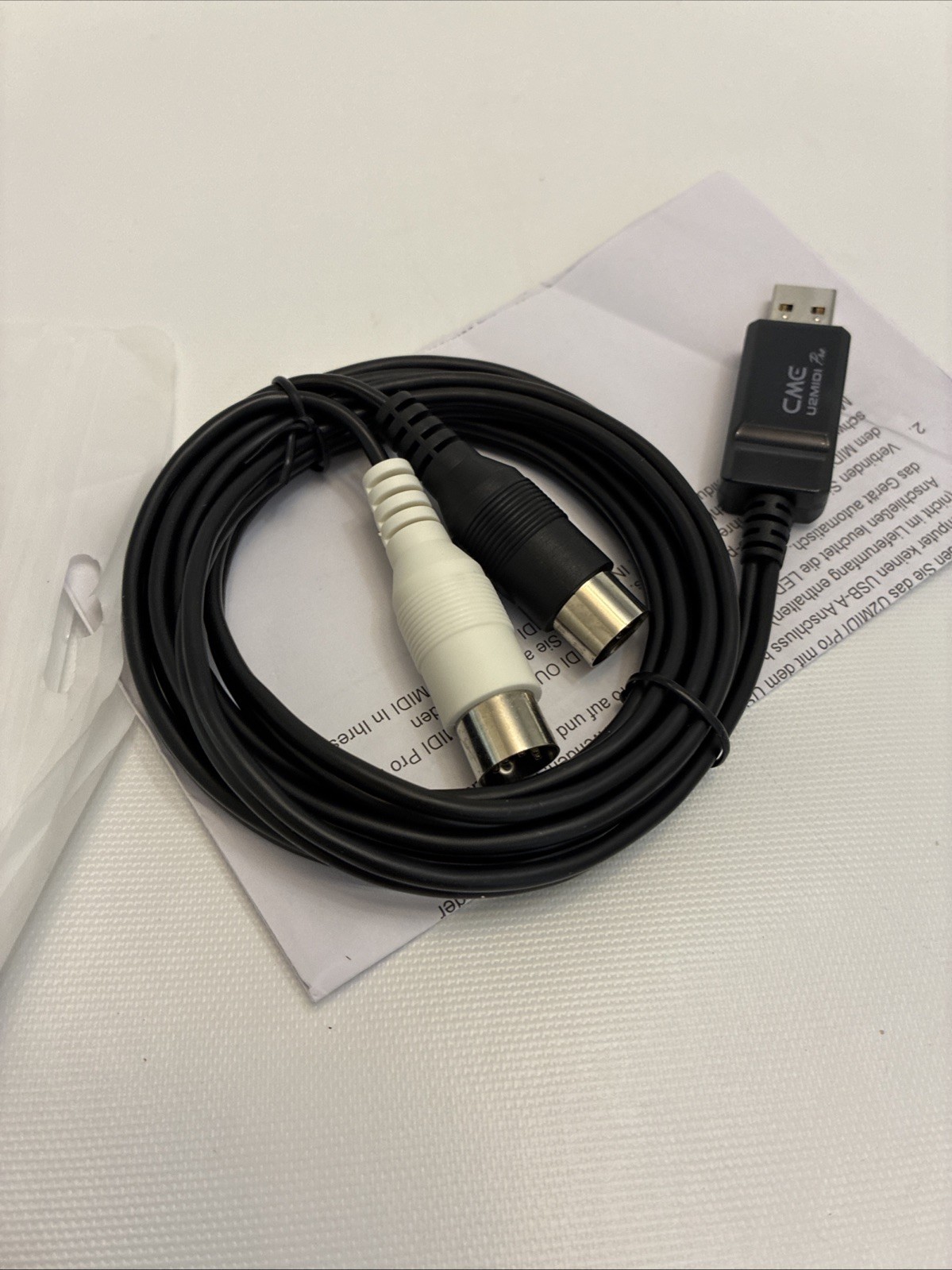 USB MIDI Cable 6.5ft - High-Speed Plug Play Interface for Instruments