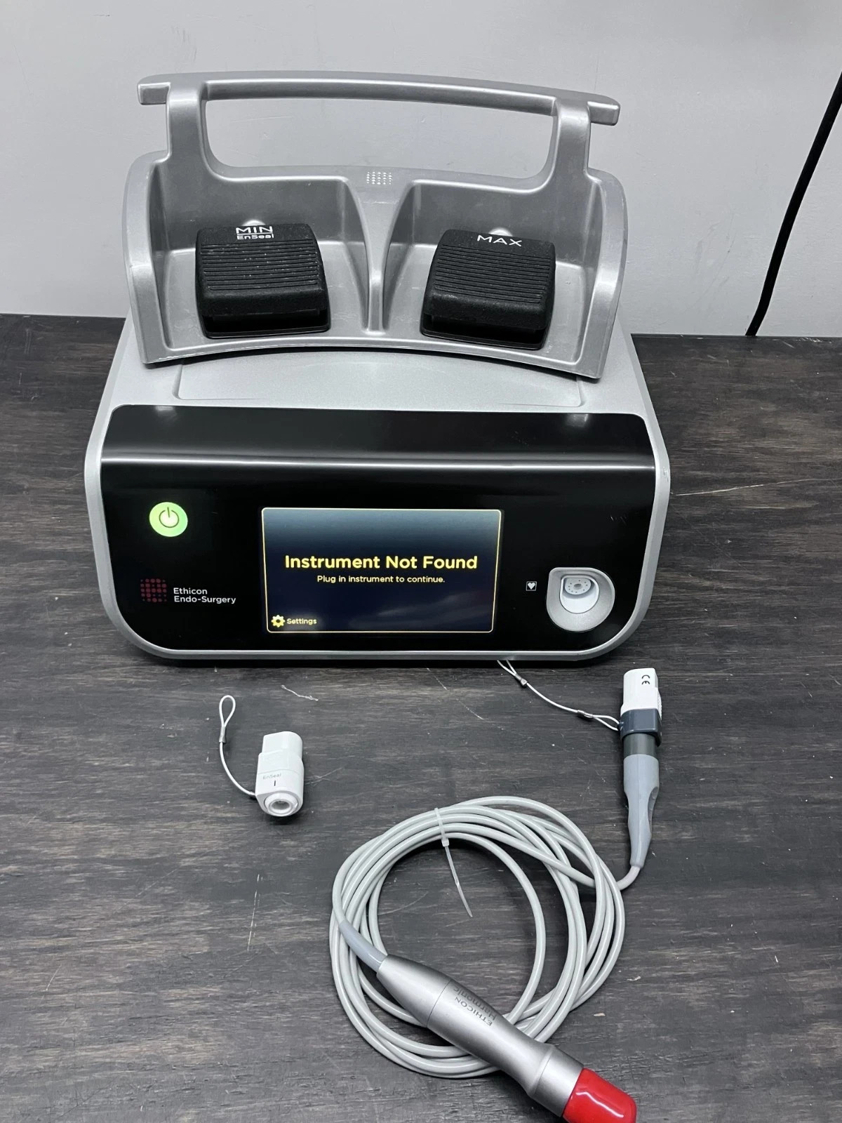 2021 Gen 11 Harmonic Scalpel Generator w/ 2018 Software Handpiece and Footswitch