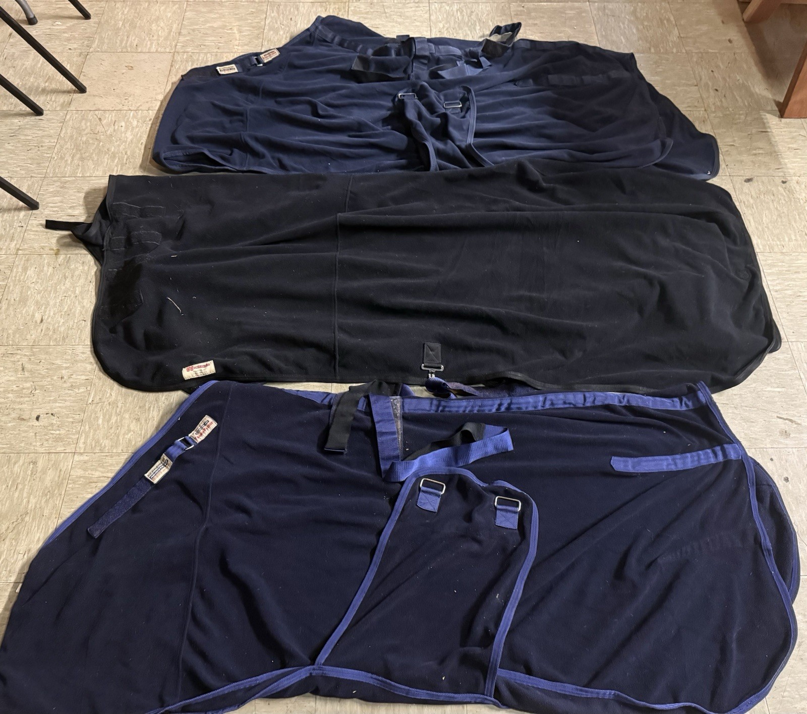 Schneiders Bellyband Stable Horse Blanket Lot 3: AdjustaFit Tekno-Fleece