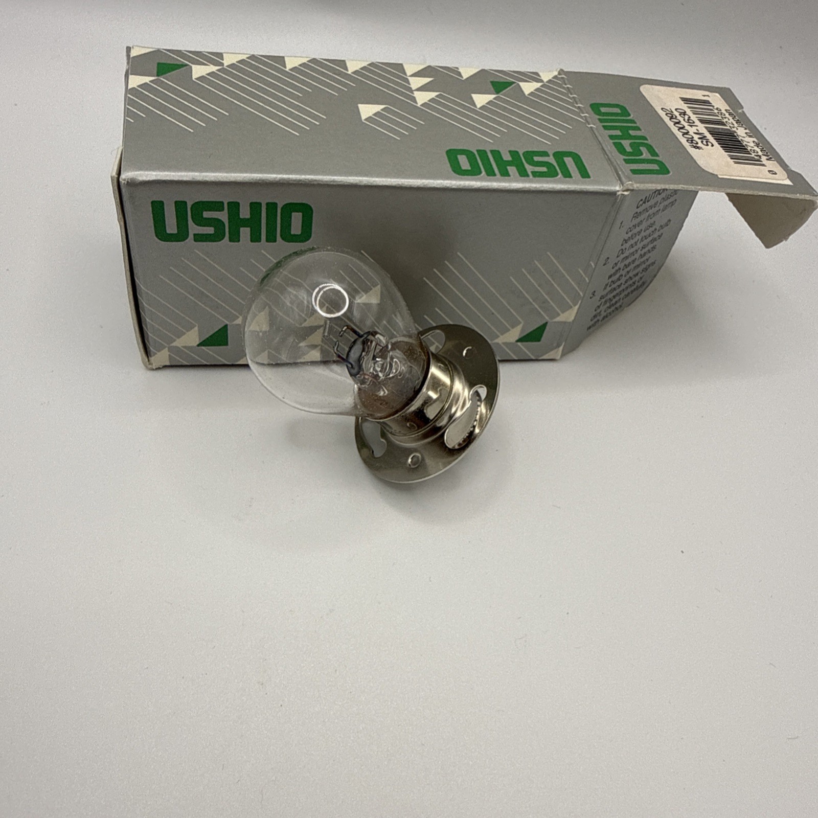 Ushio SM-1630 #8000092 Science & Medical Lamp 6.5V 2.75A 11W P15D Light Bulb