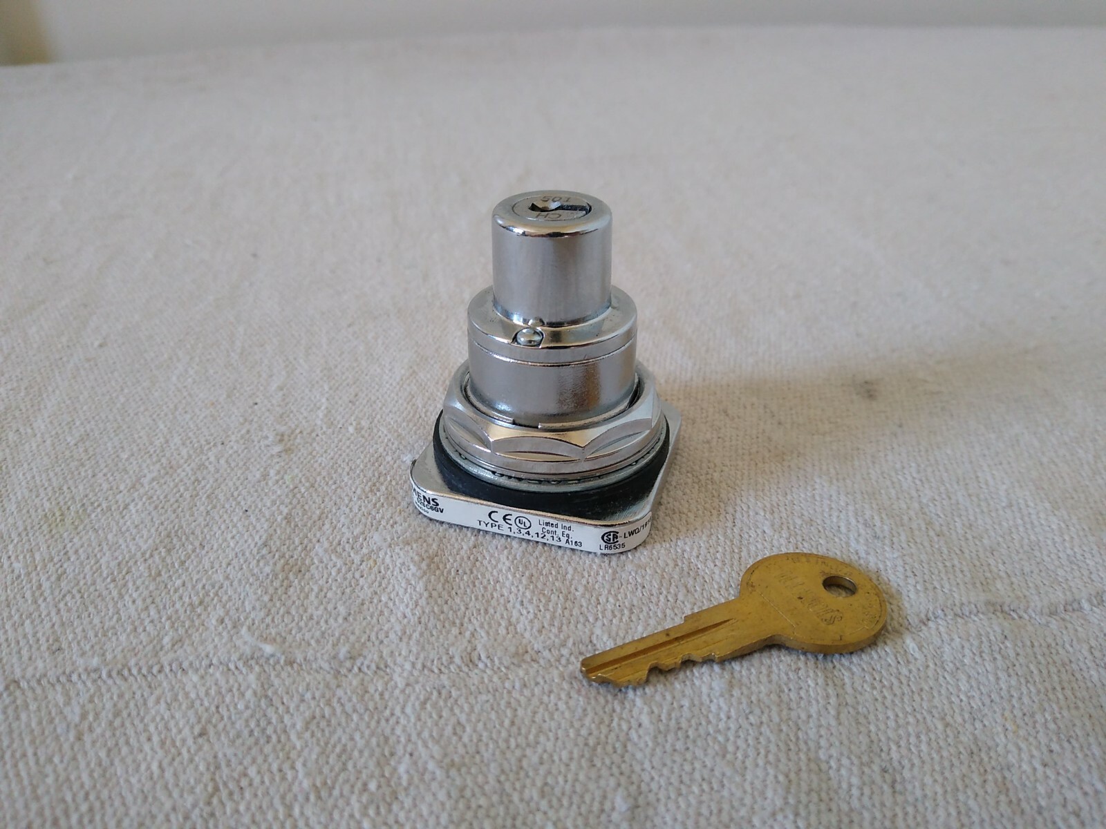 Siemens 52SC6GV Selector Switch With 501 CH Key