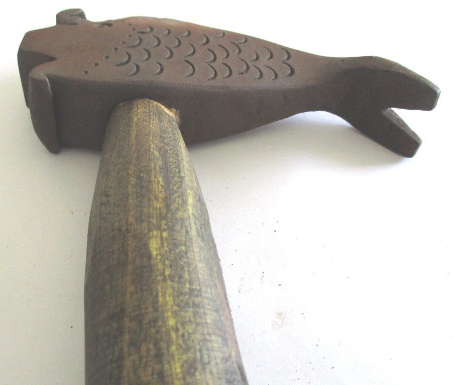 ANTIQUE OLD TOOL CLAW HAMMER FISH SHAPE UNUSUAL RARE