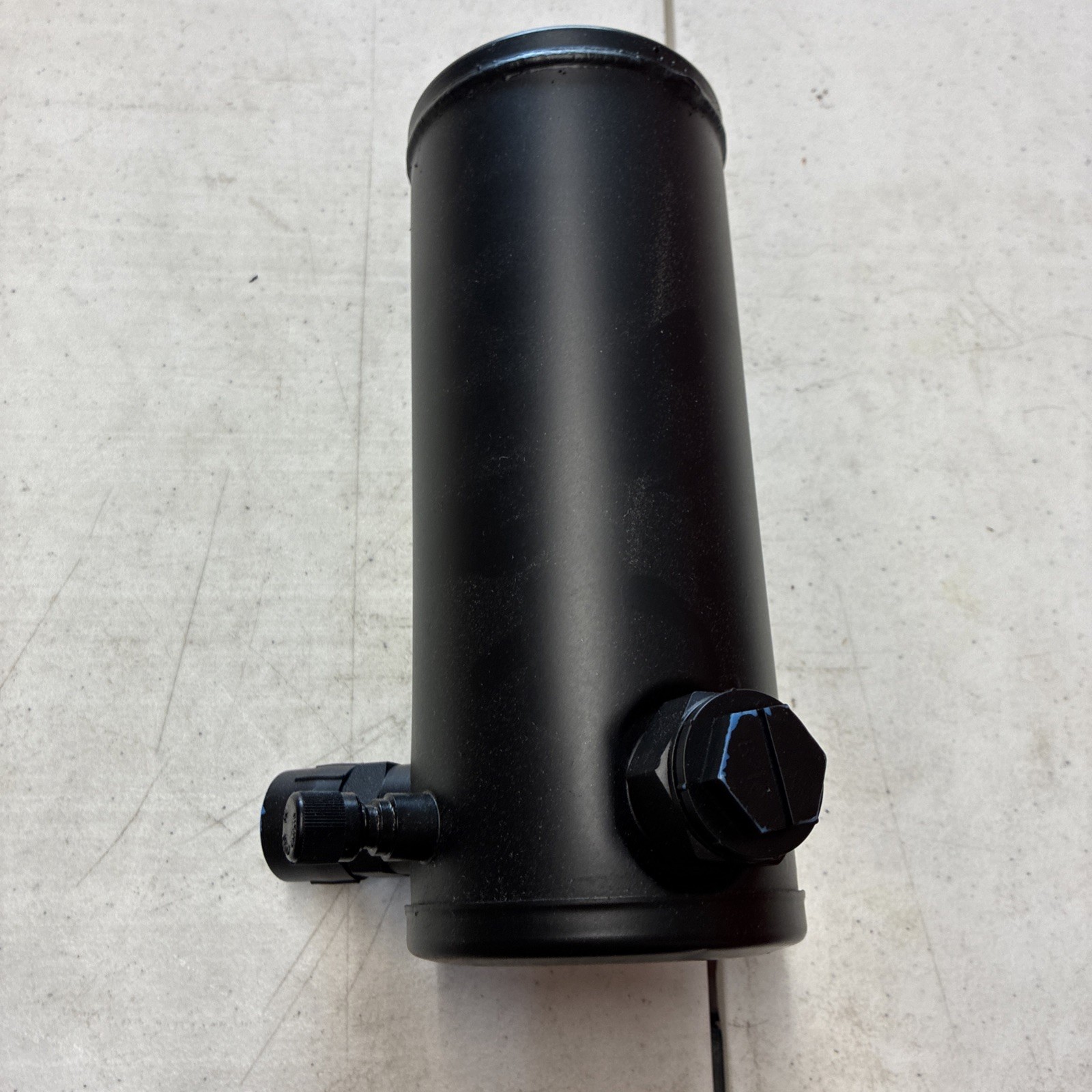 Everco Receiver-Drier Filter Accumulator, A7962 / 34199