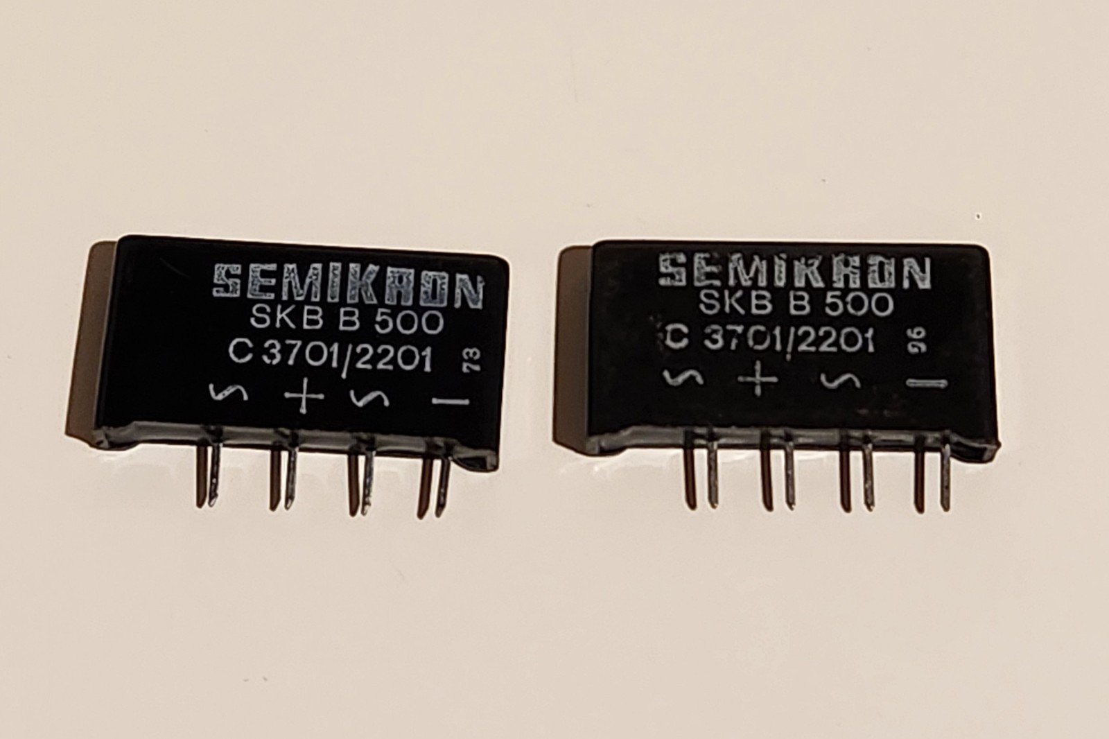 Semikron SKB B500 C3701 2201 - NOS (2 pcs)