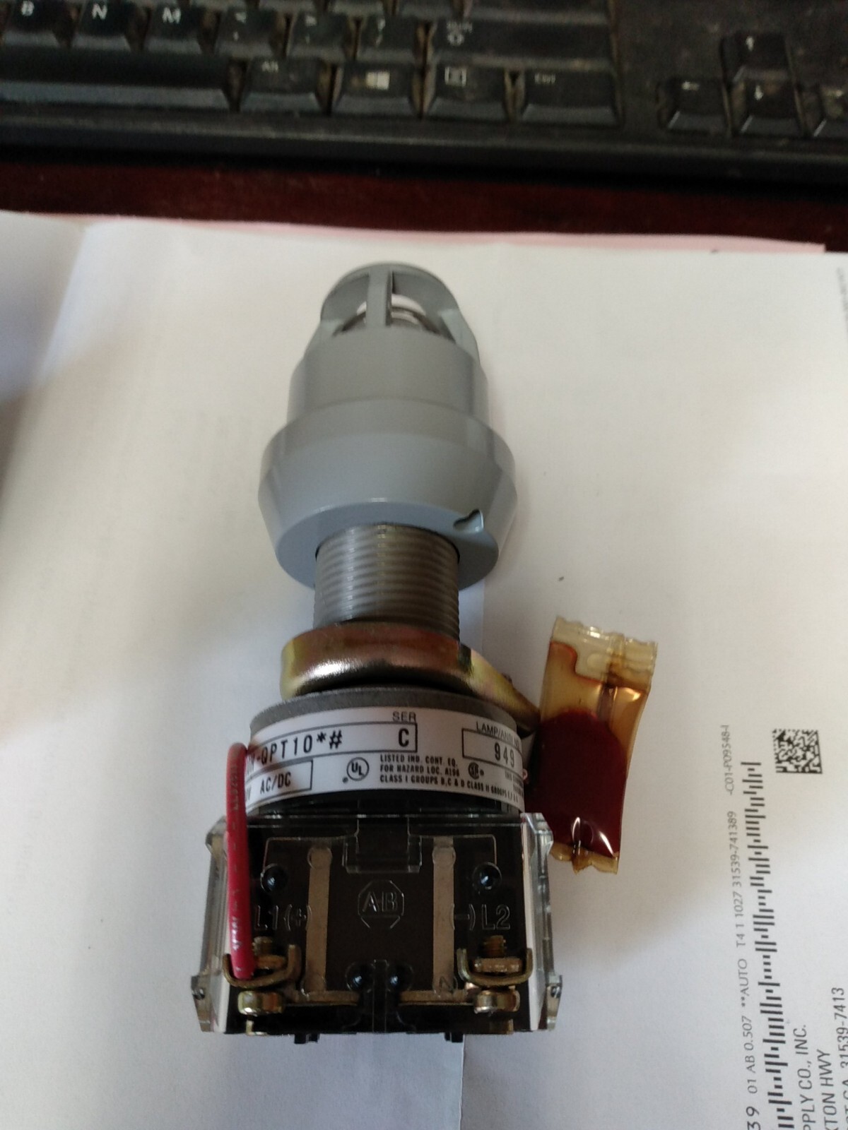 Allen Bradley 800H-QPT10A Push To Test Pilot Light NIB