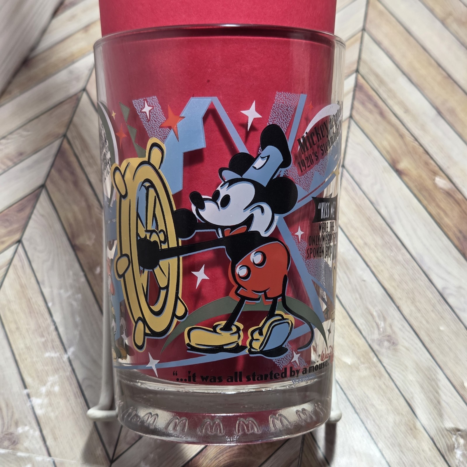 McDonalds 2001 Walt Disney World Glass Steamboat Willie Dopey Pluto Donald Minni