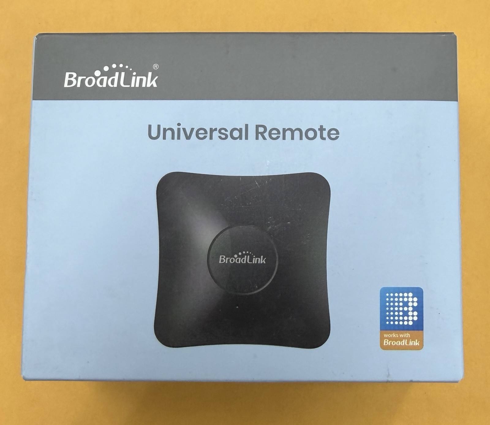 Broadlink RM4 Pro Universal Remote