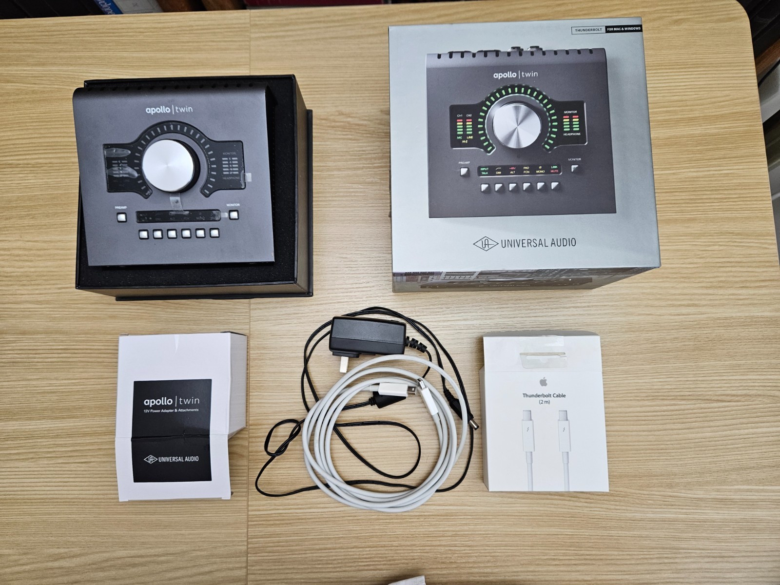 Universal Audio Apollo Twin Mark II Duo Core Thunderbolt Audio Interface (Apple)
