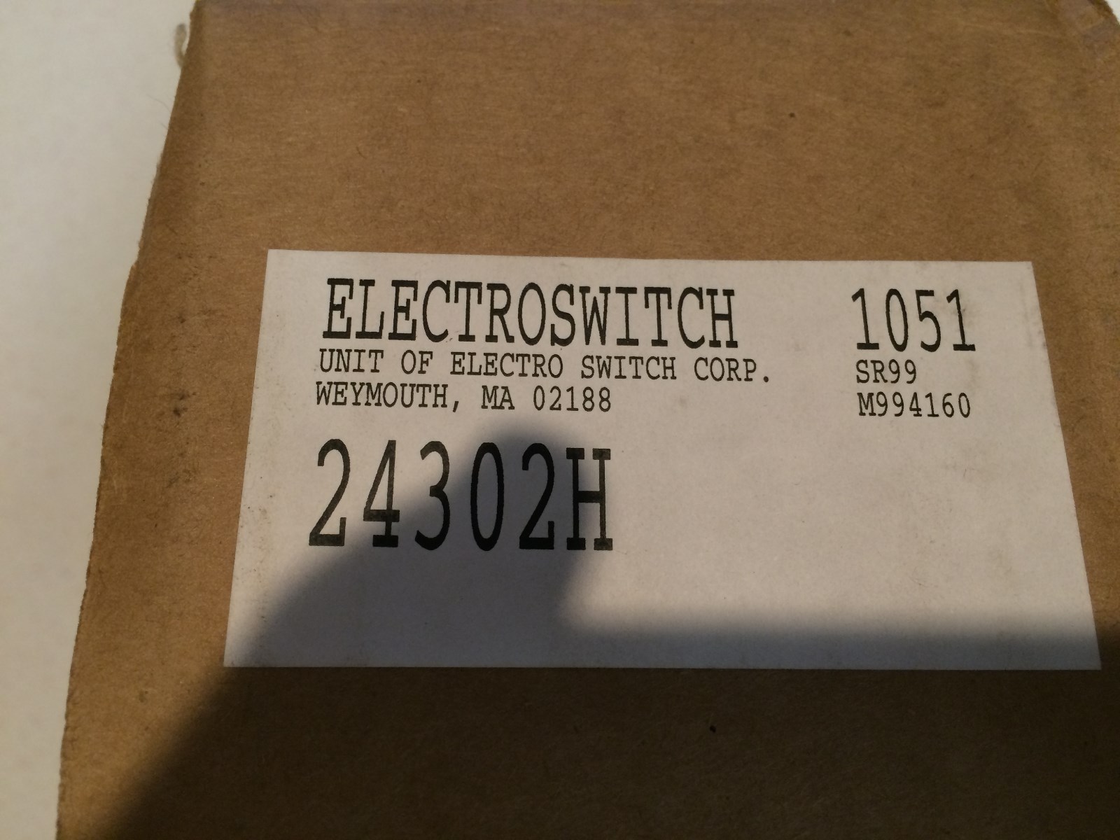 Electro Switch 24302H Switch with Accessories NSN 5930004830450 NIB