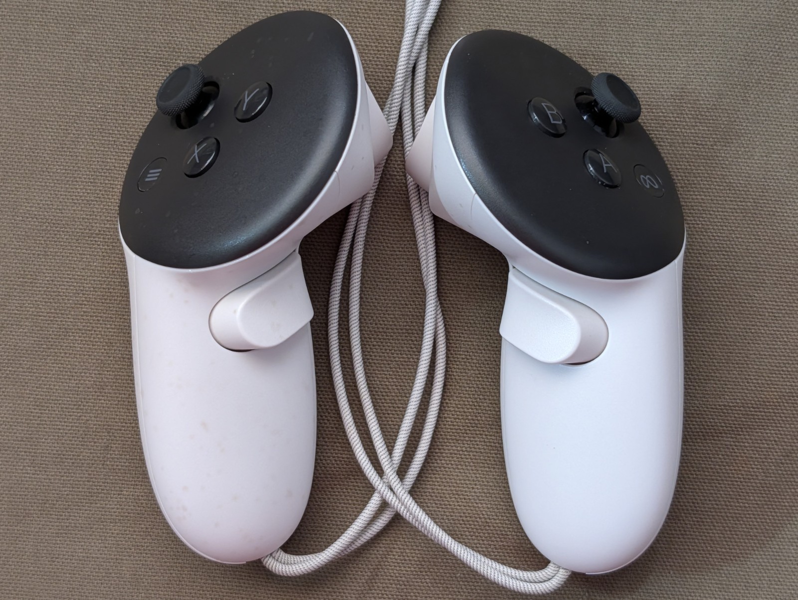 Meta Quest 3 128GB VR Headset W/ Controllers - White - Good Condition!