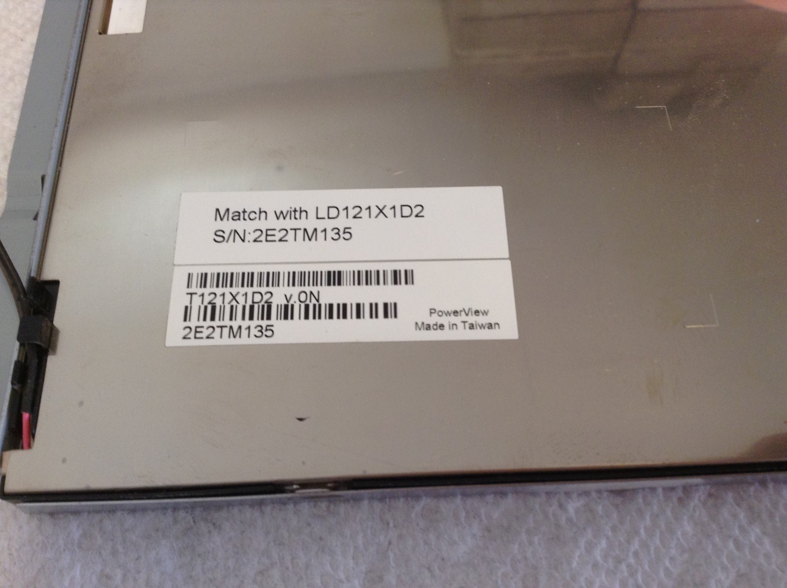 PowerView T121X1D2 Display