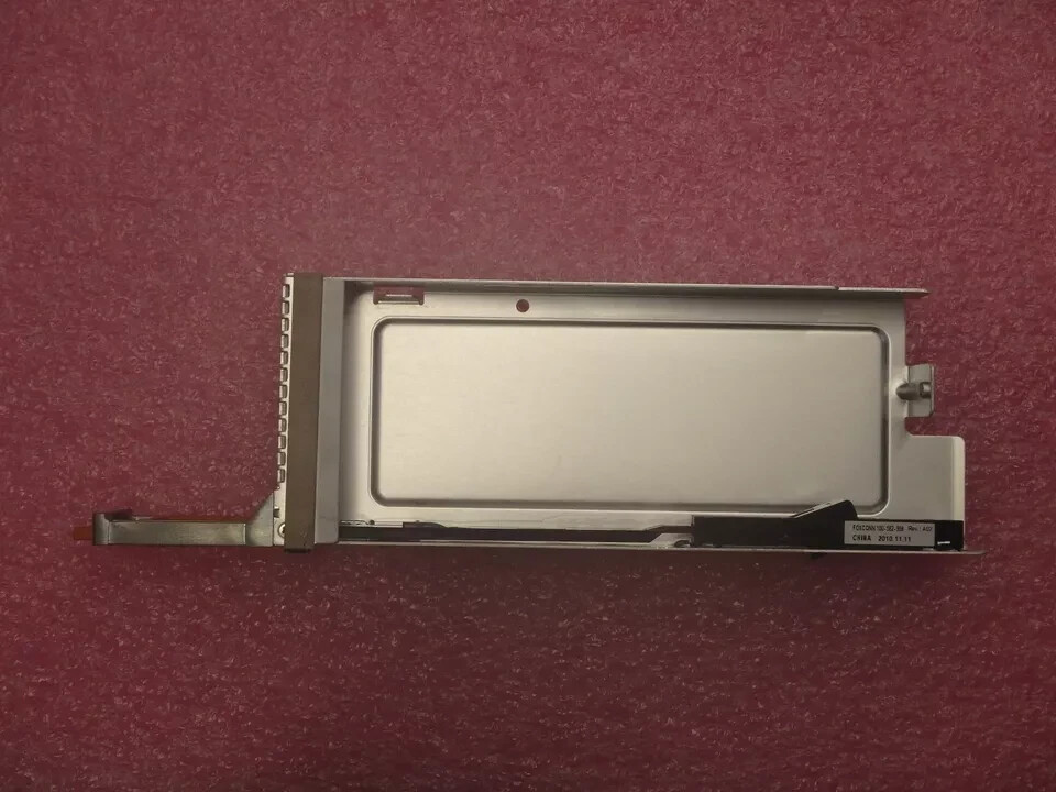 100-580-591 I/O Filler For EMC TRPE