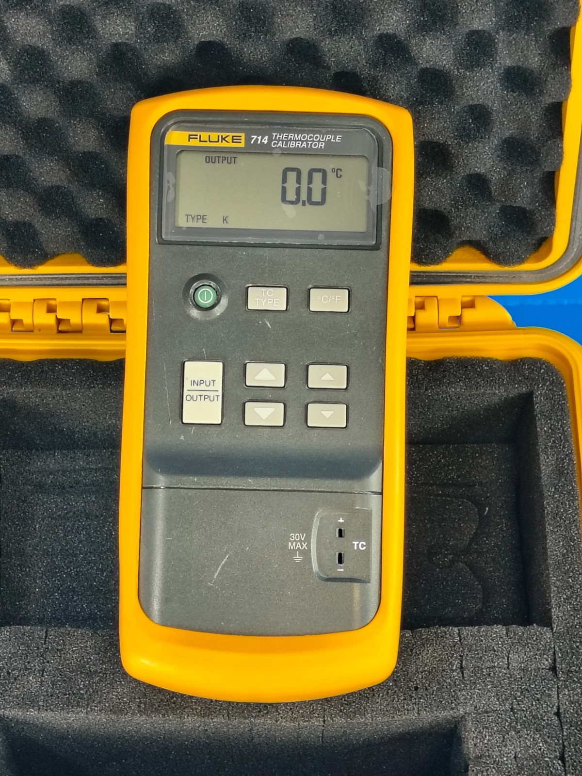 Fluke 714 Thermocouple Calibrator Meter Multimeter
