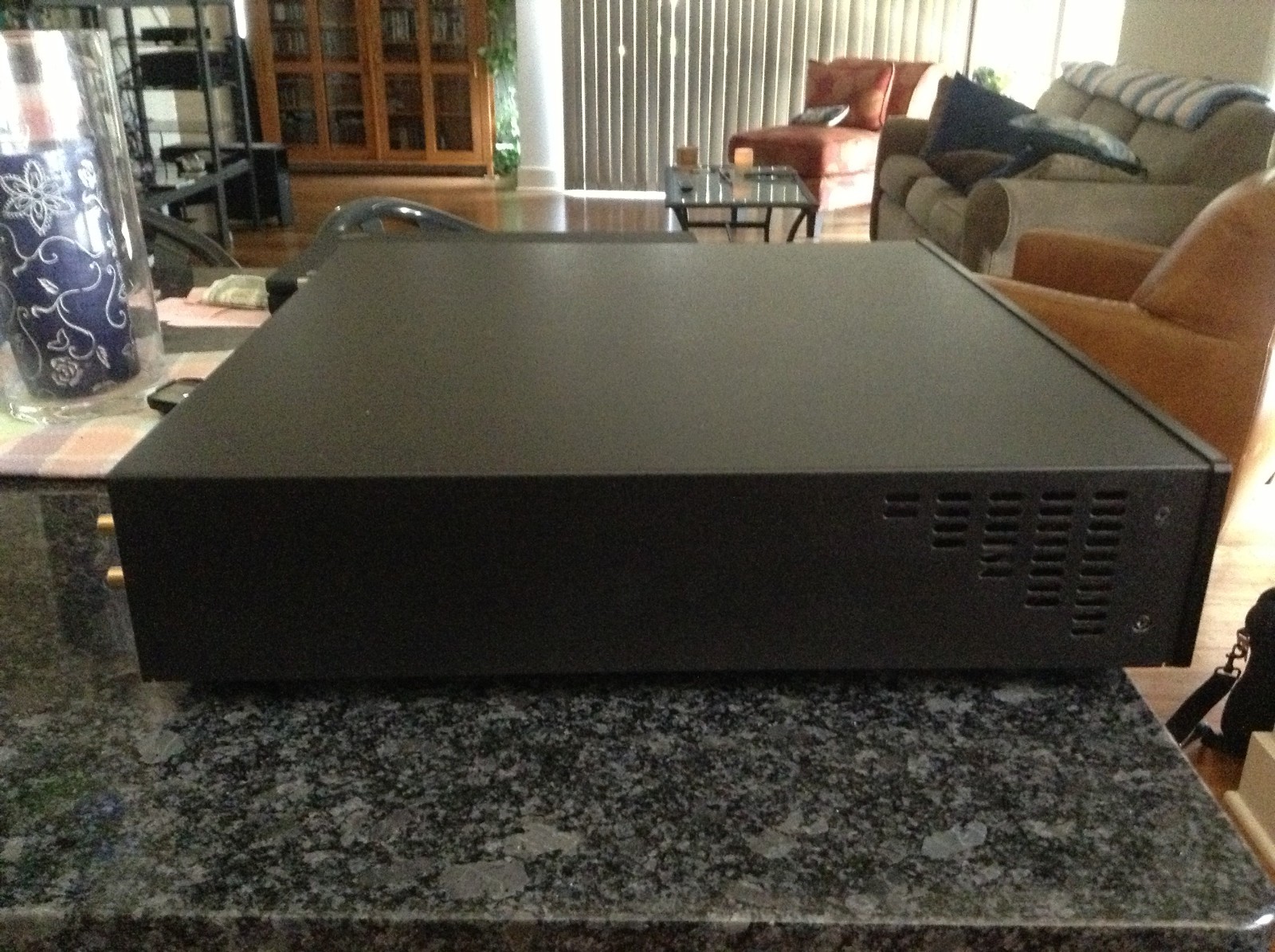Qsonix Q110 Music Management Media Server