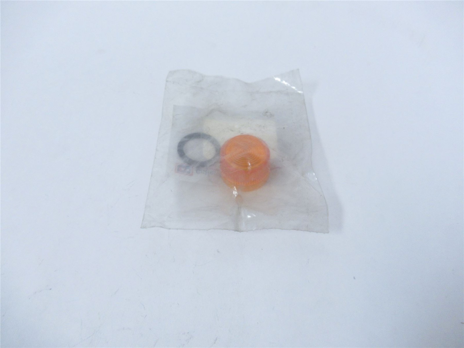 240435 New In Box; Eaton 10250TC13N Pilot Device - 30mm; Lens; Amber