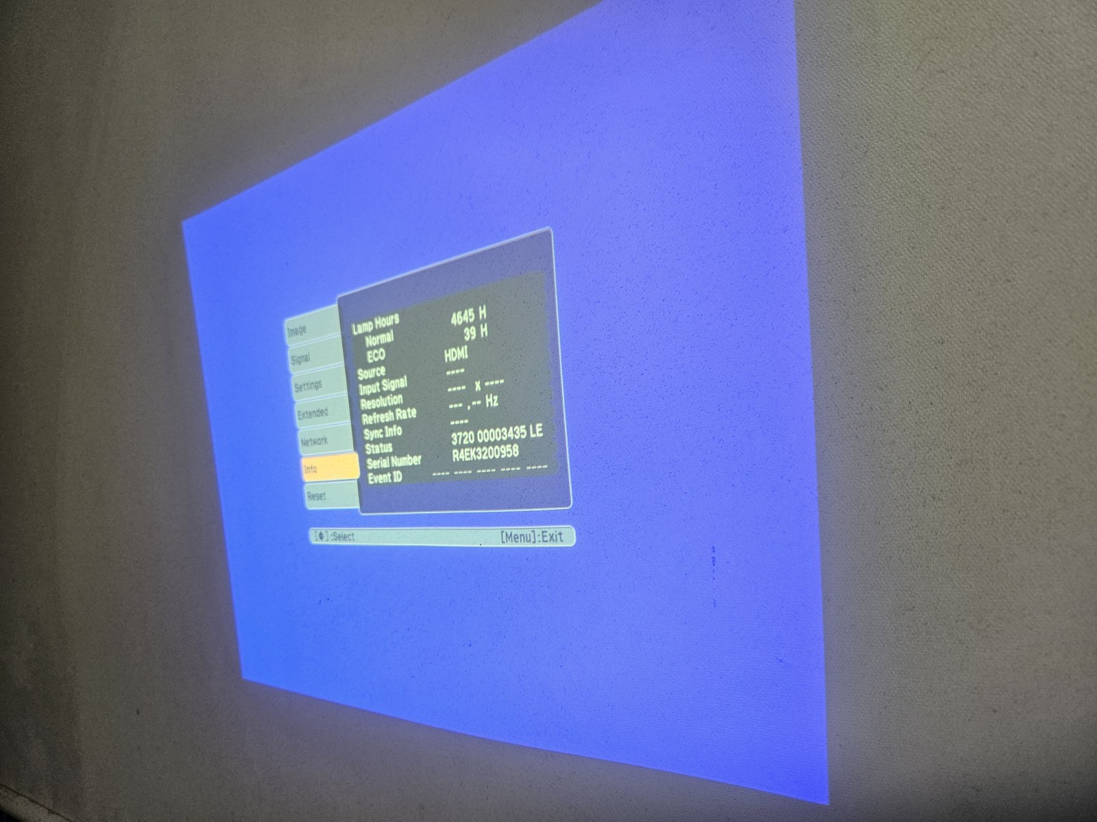 Epson PowerLite 93+ XGA 3LCD Projector hdmi With 4685 h