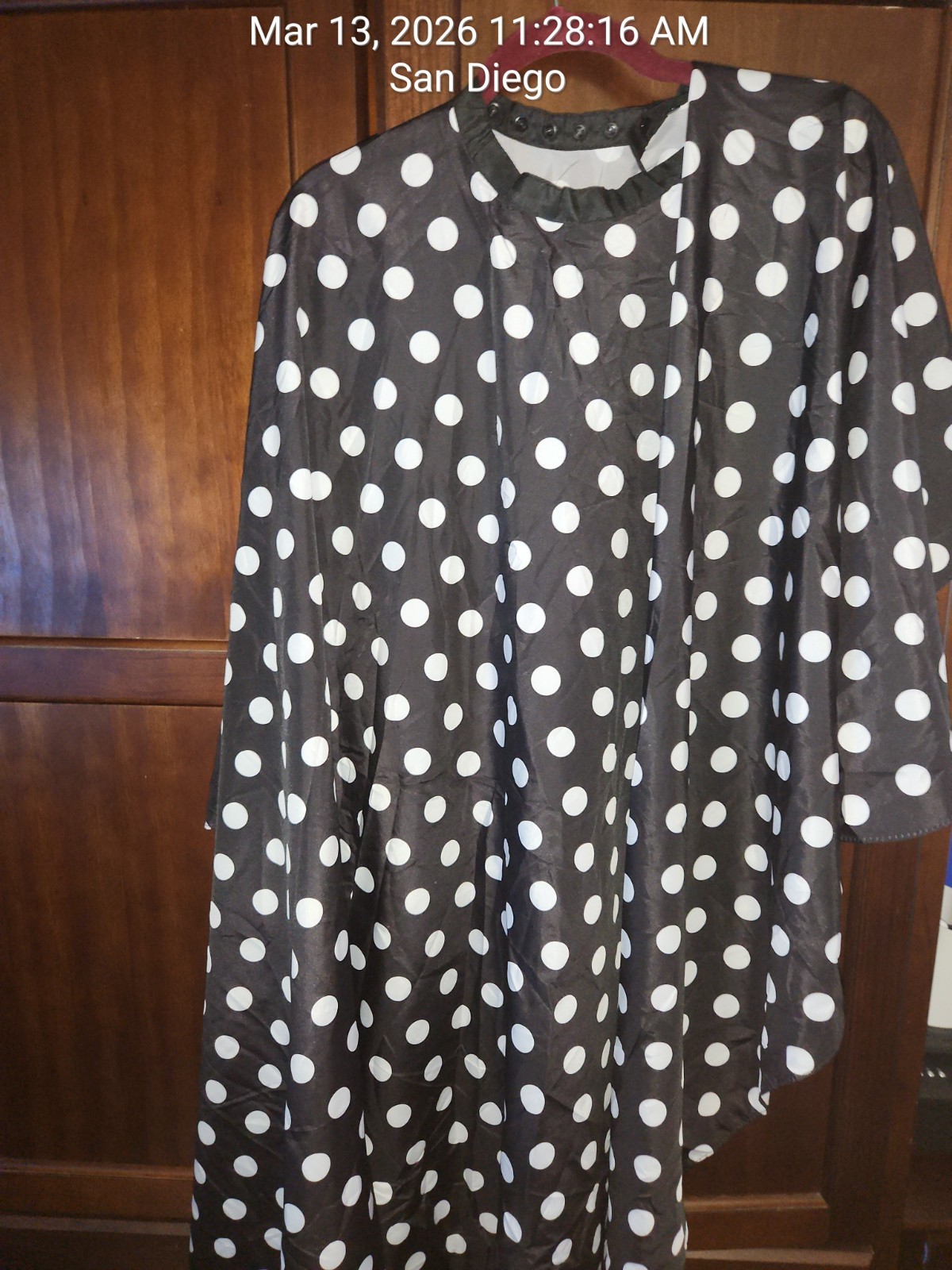 Black and White Polka Dot Washing Cape