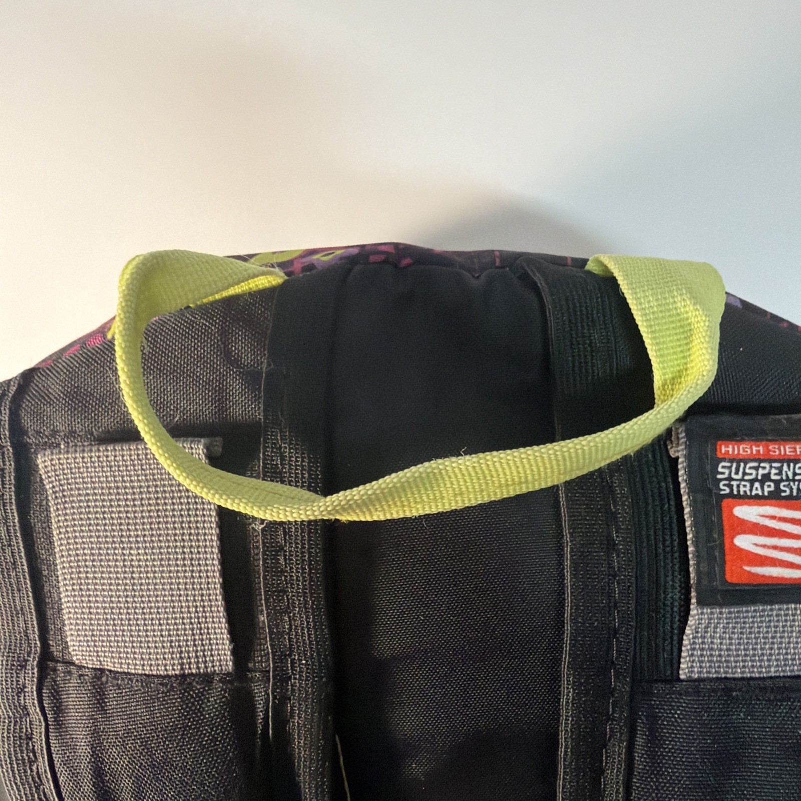 High Sierra 2011 Suspension Strap System Backpack
