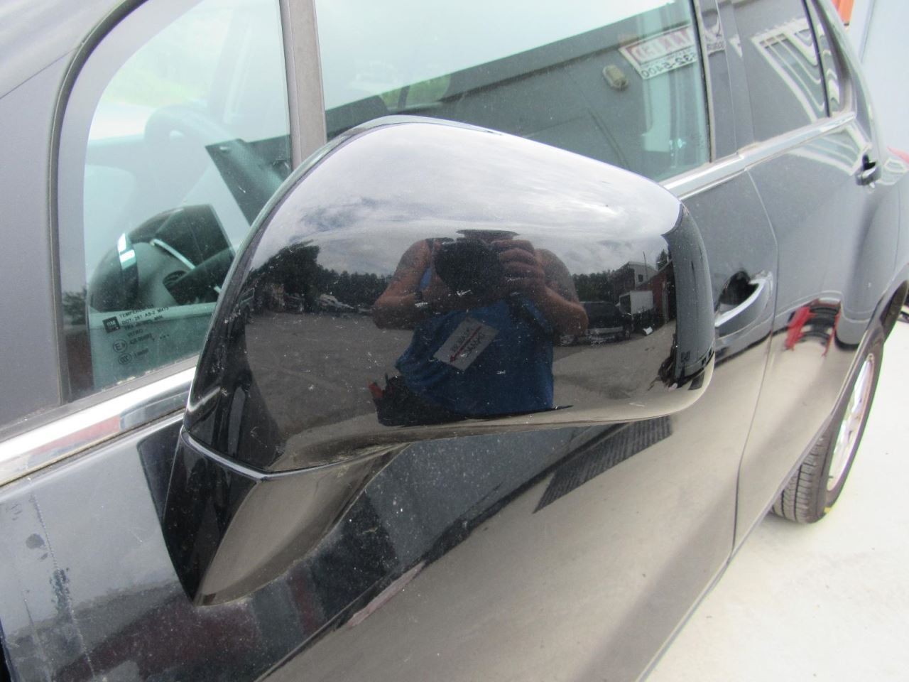 TRAX 2018 Glove Box 1059765