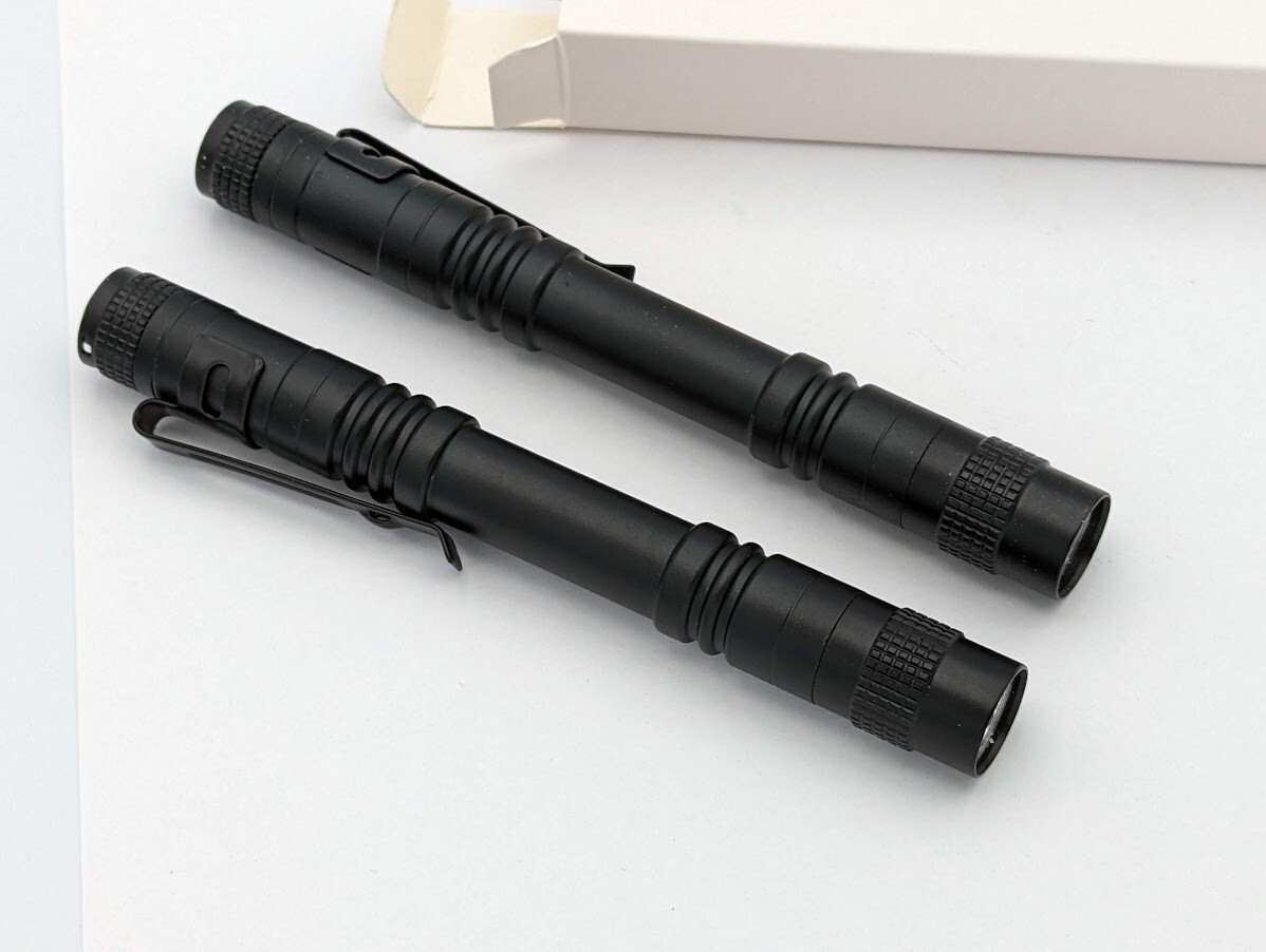 2 Pack Tactical Red LED Flashlight Red Torch Best Mini Red Clip Handheld Light