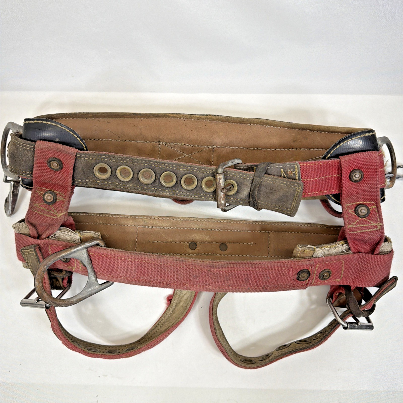 Weaver Leather Tree Climbing Harness Saddle Model 1040 Size Medium Arborist