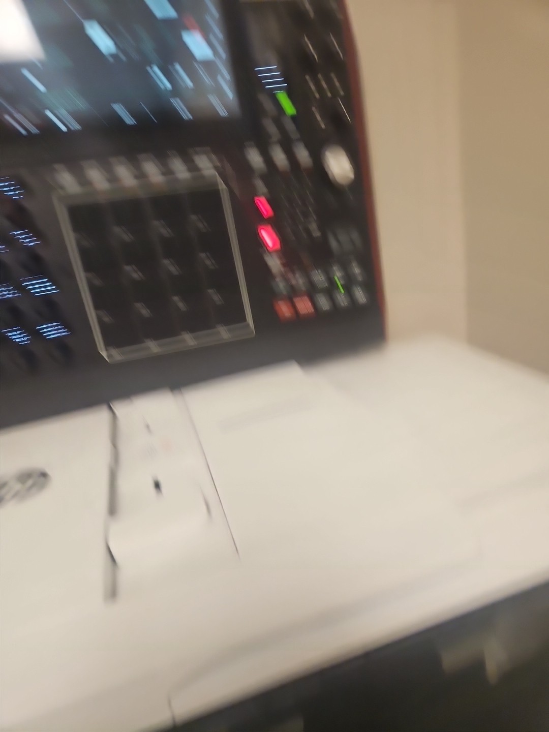 Akai Professional MPC-X Standalone Sampler and Sequencer-USED COND--sw2